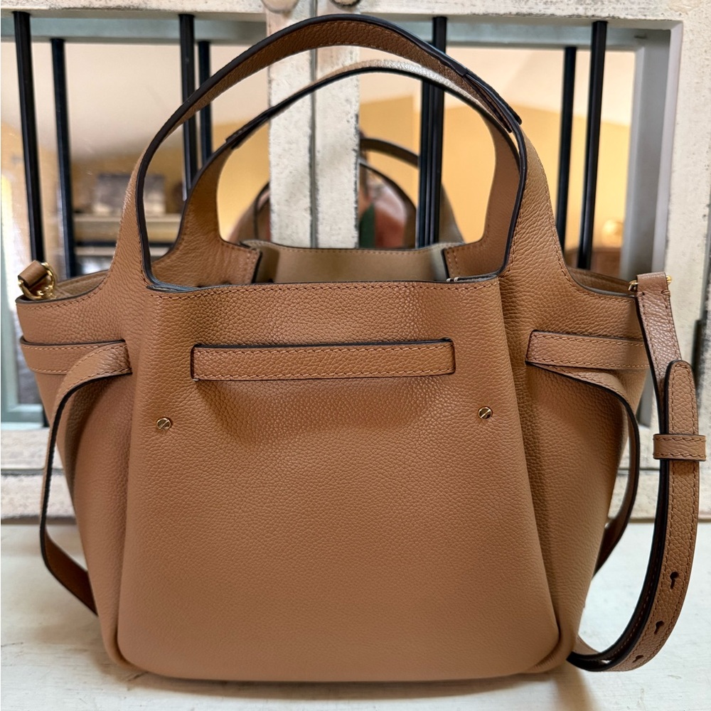 Like new!!! Tory Burch Small ROMY Tote Bag - Picture 2 of 11